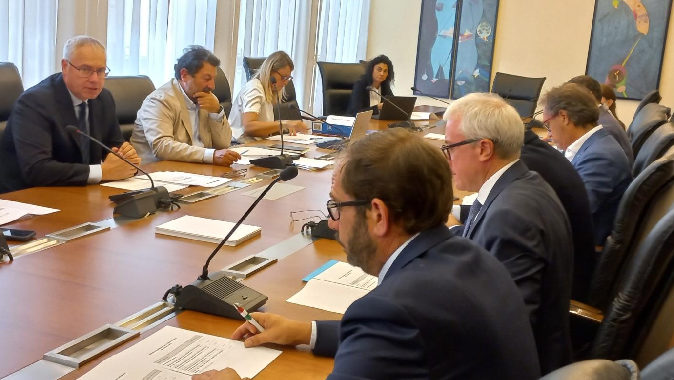 CAPIGRUPPO. CR 26/9 E 2/10: BILANCIO CONSOLIDATO E MOZIONI SU SALUTE